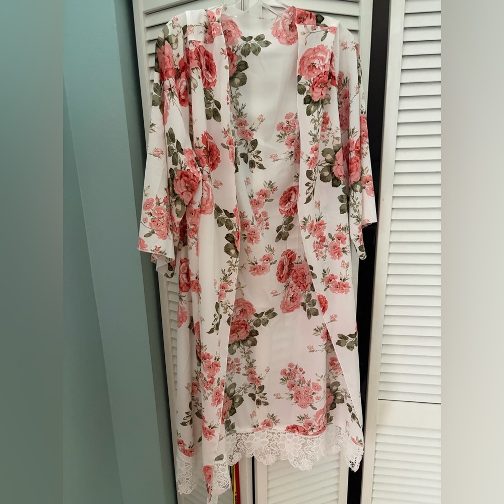 SHEIN Cream Floral Kimono Cardigan with Pink Roses